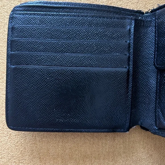 Louis Vuitton Damier Graphite Men’s Bi-Fold Wallet (Semi-Project)